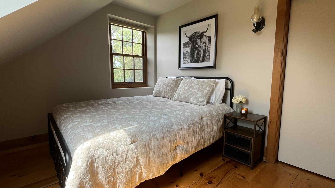 Photo of Bedroom in Guelph/Eramosa