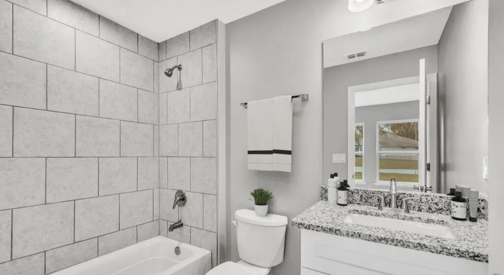 Photo of Bathroom in Port Malabar