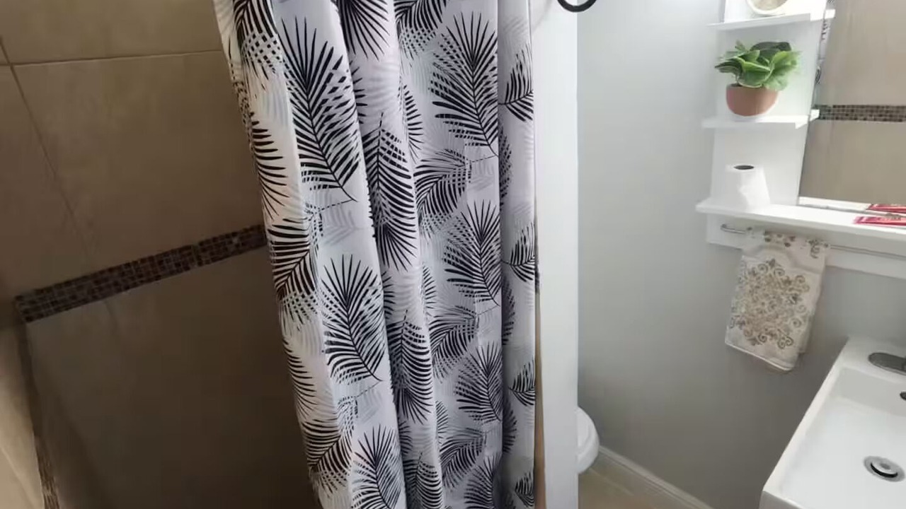 Photo of Bathroom in Mill Run
