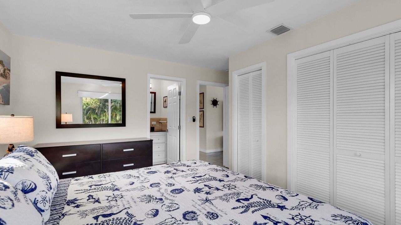 Photo of Bedroom in Big Pine Key