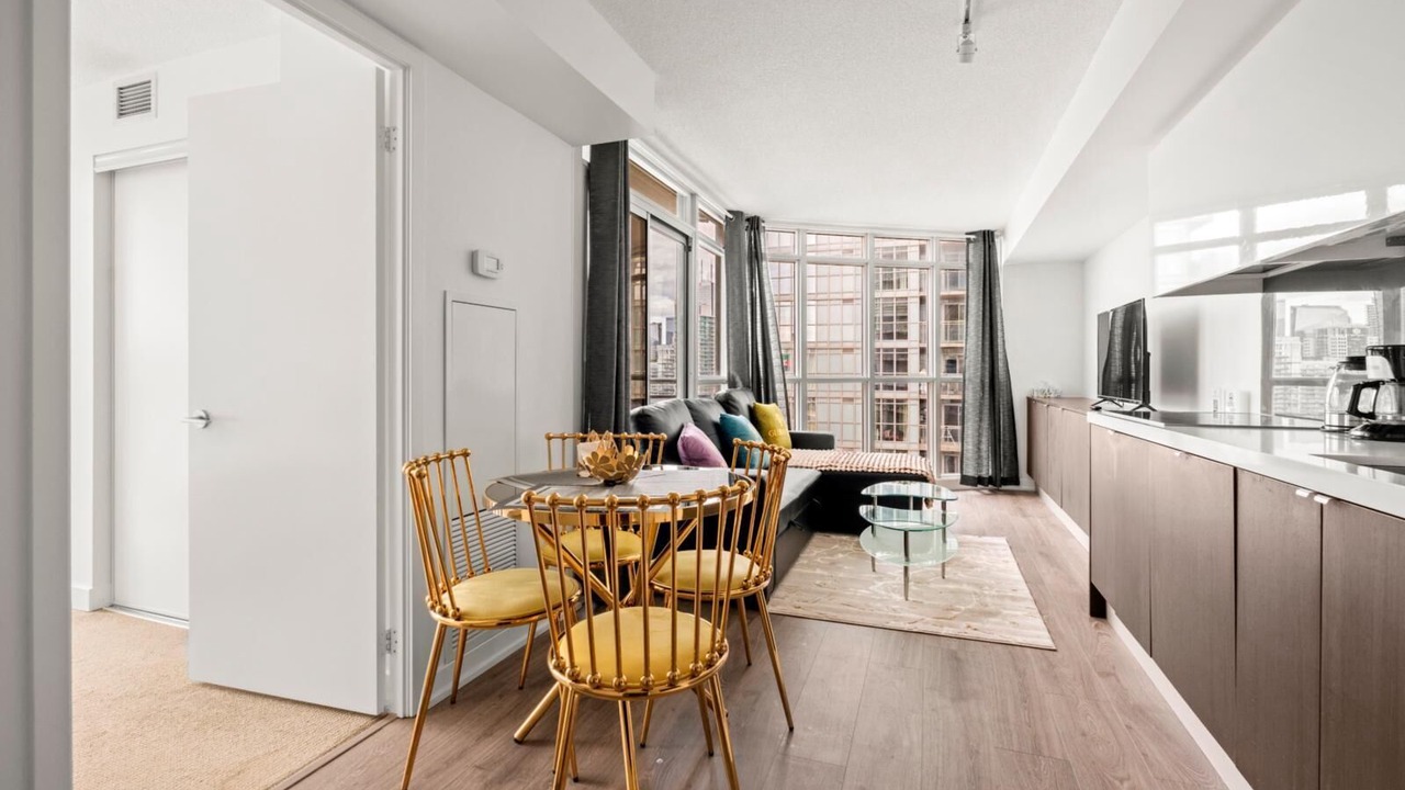 Photo of Livingroom in Wellington Place