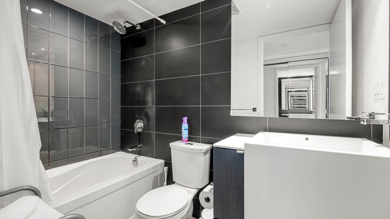 Photo of Bathroom in Wellington Place