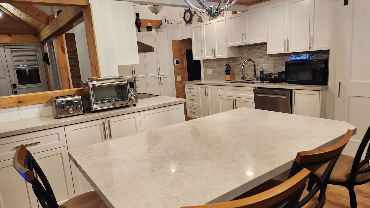 Photo of Kitchen in Lake of Bays