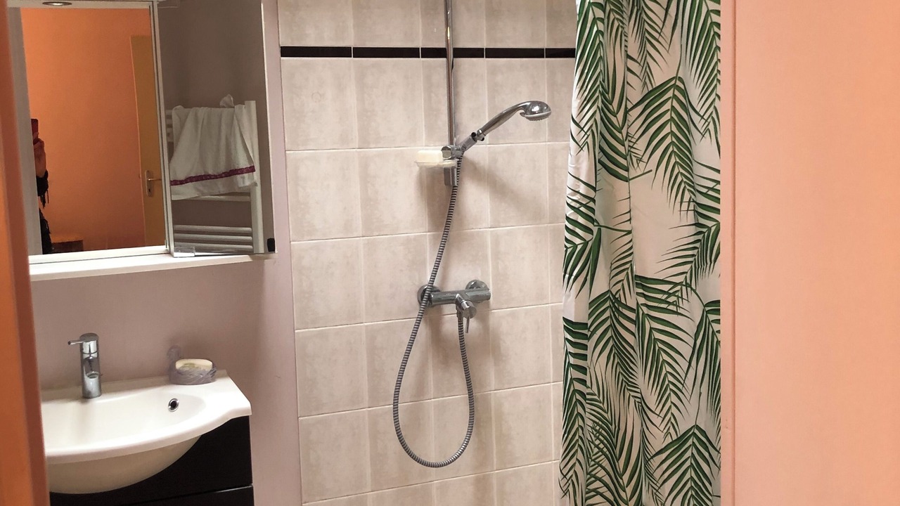 Photo of Bathroom in Thiais