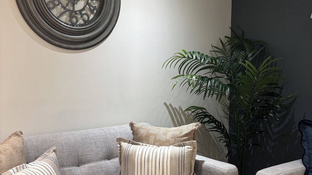 Photo of Livingroom in Halton Regional Municipality