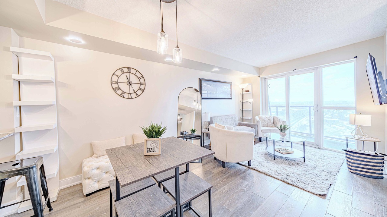 Photo of Livingroom in Agincourt