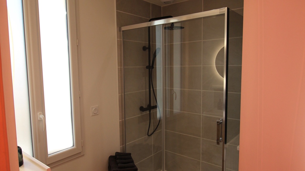 Photo of Bathroom in Aulnay-sous-Bois