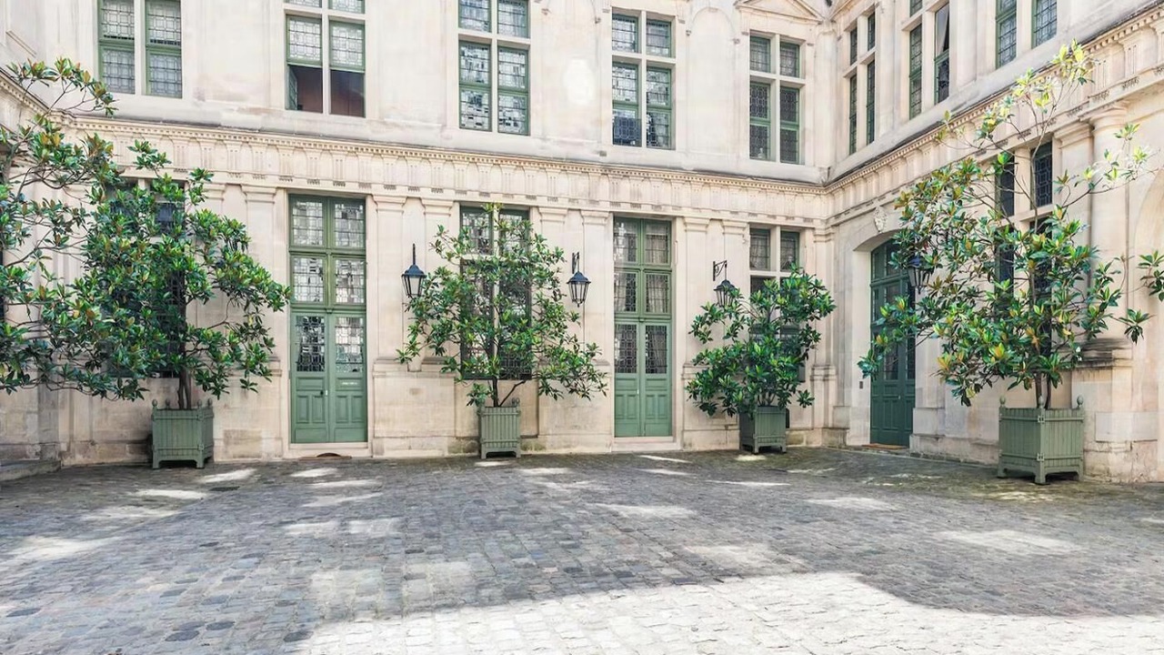 Photo of Others in 3rd Arrondissement