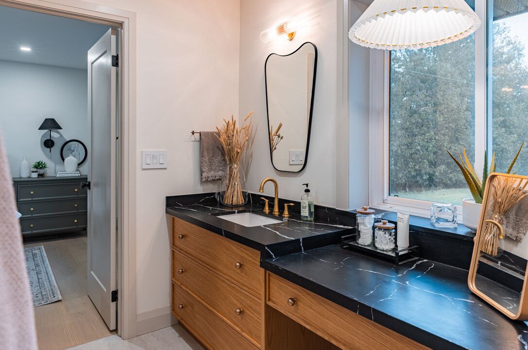 Photo of Bathroom in Caledonia