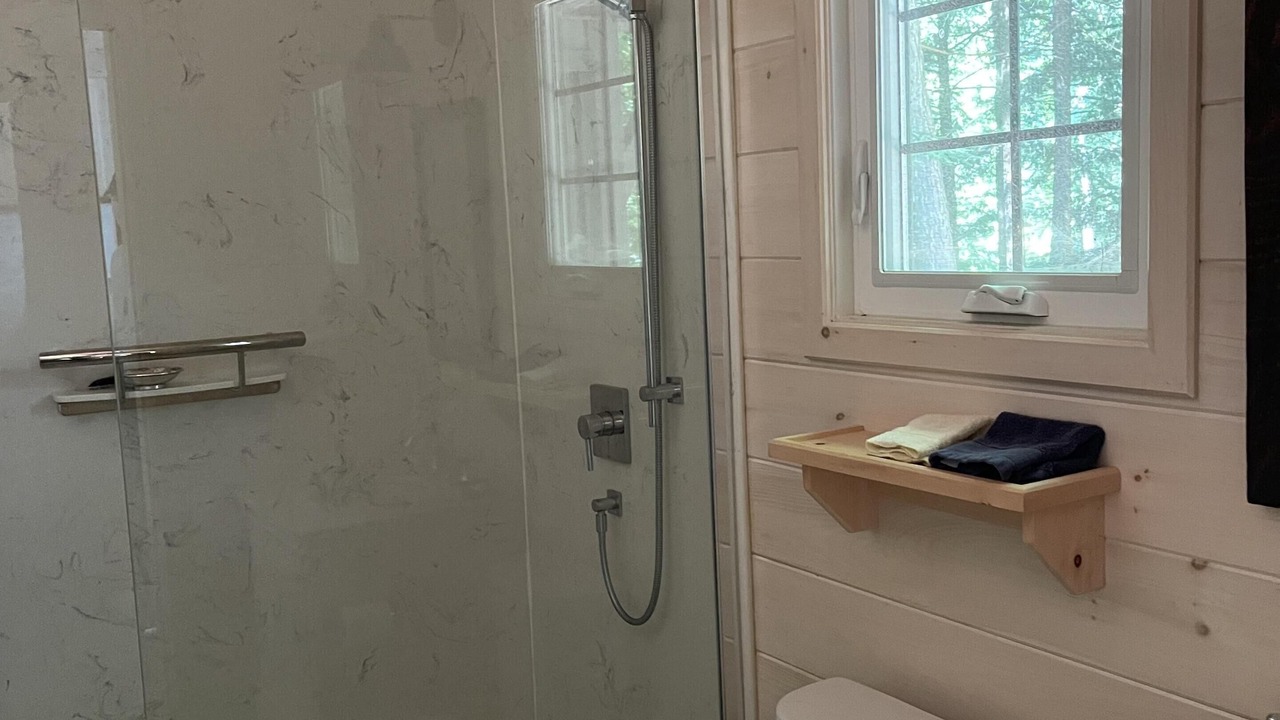 Photo of Bathroom in Muskoka Lakes