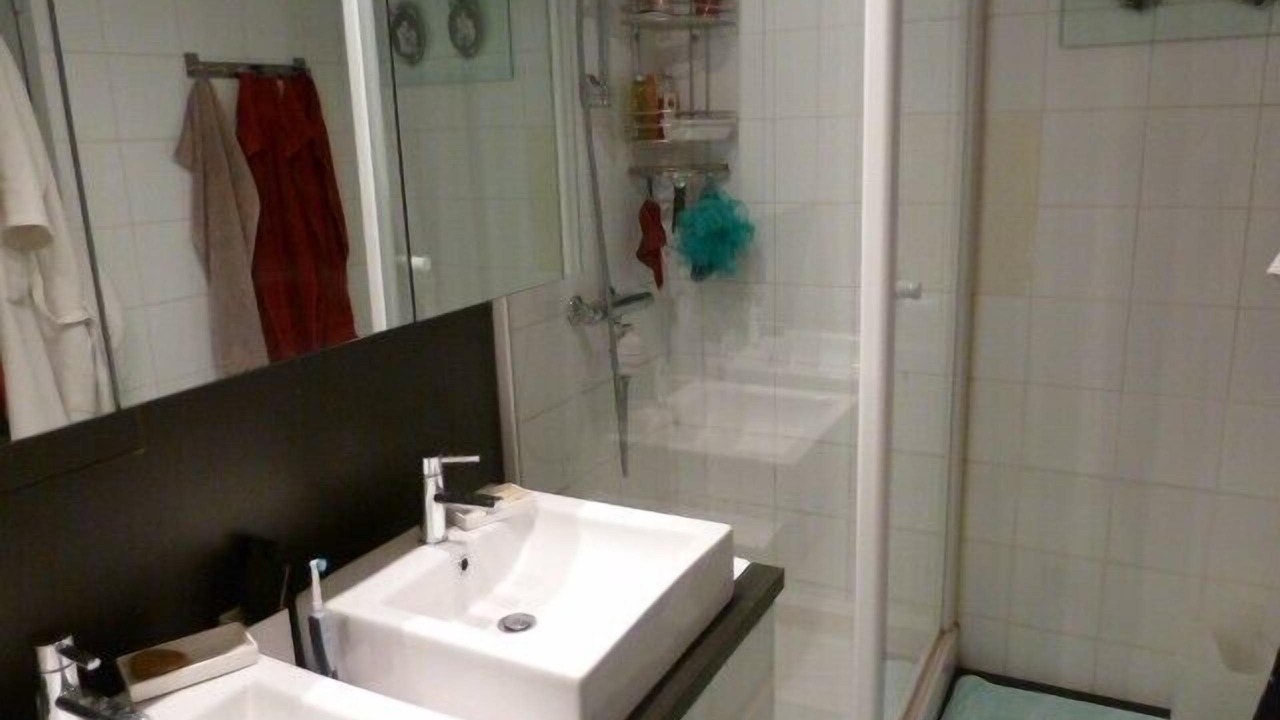 Photo of Bathroom in Charonne