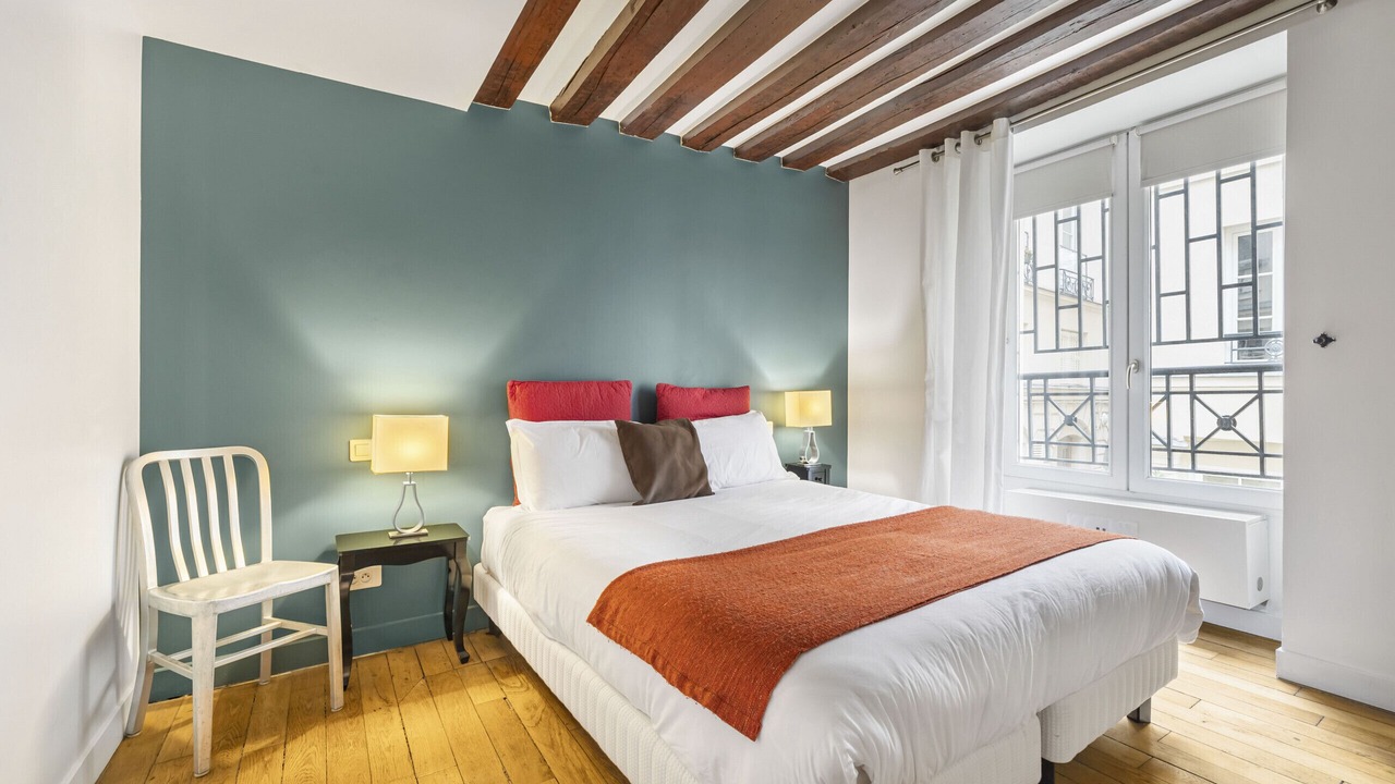 Photo of Bedroom in Saint-Merri