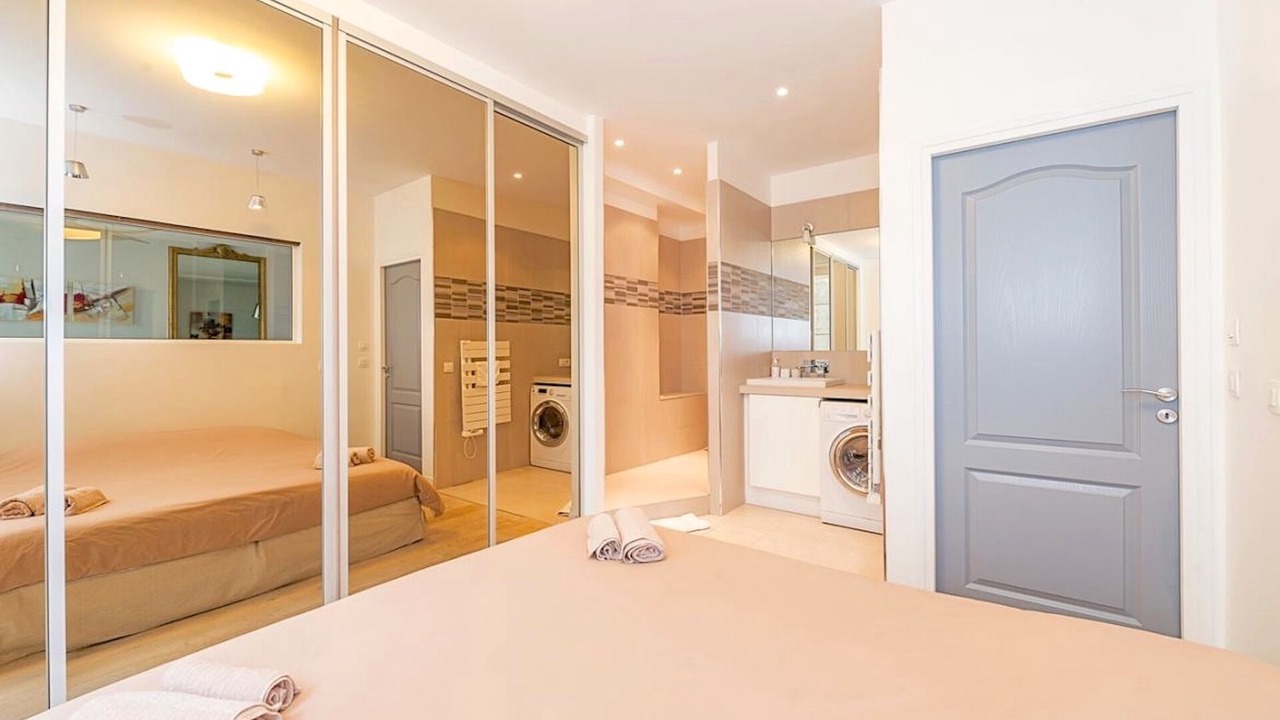 Photo of Bedroom in Bonne-Nouvelle