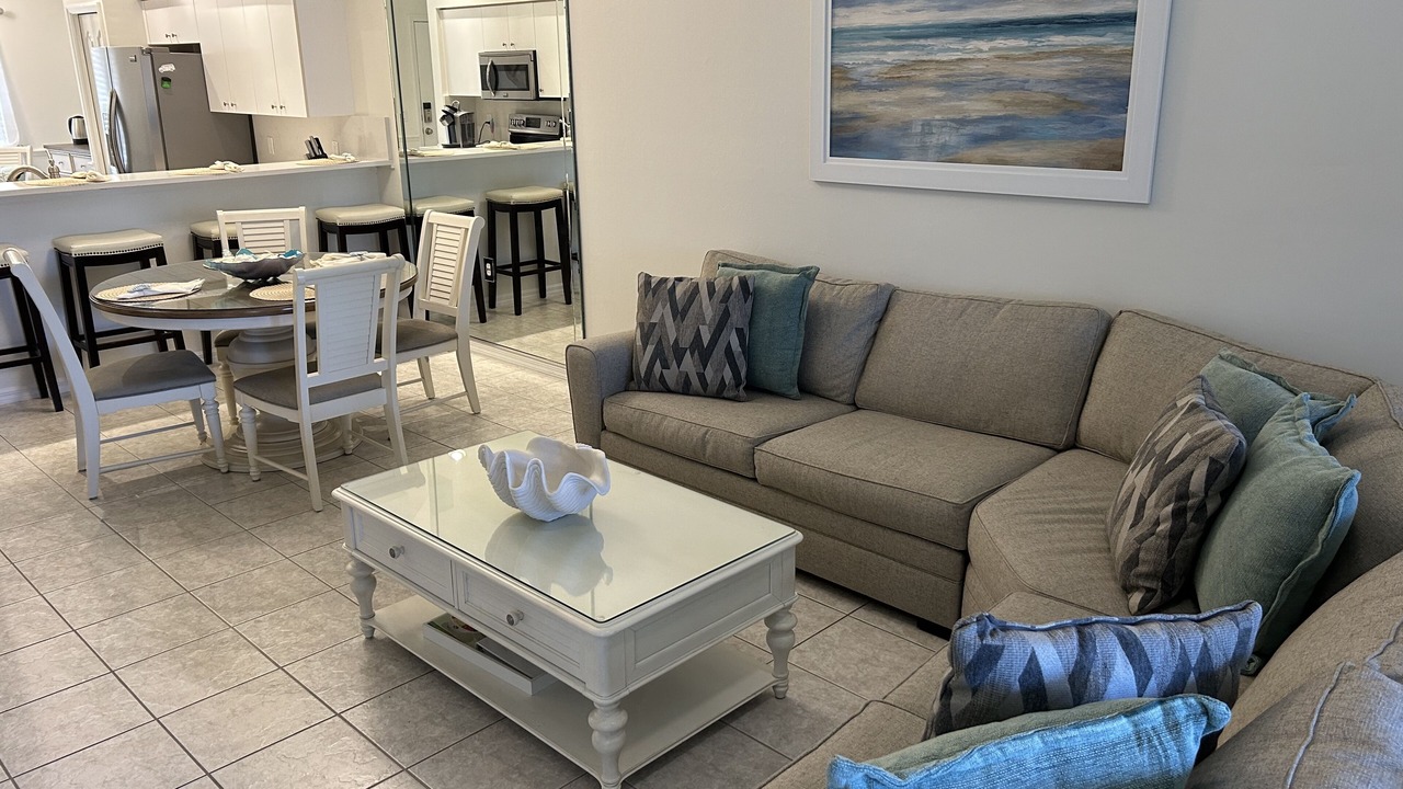 Photo of Livingroom in Stoneybrook