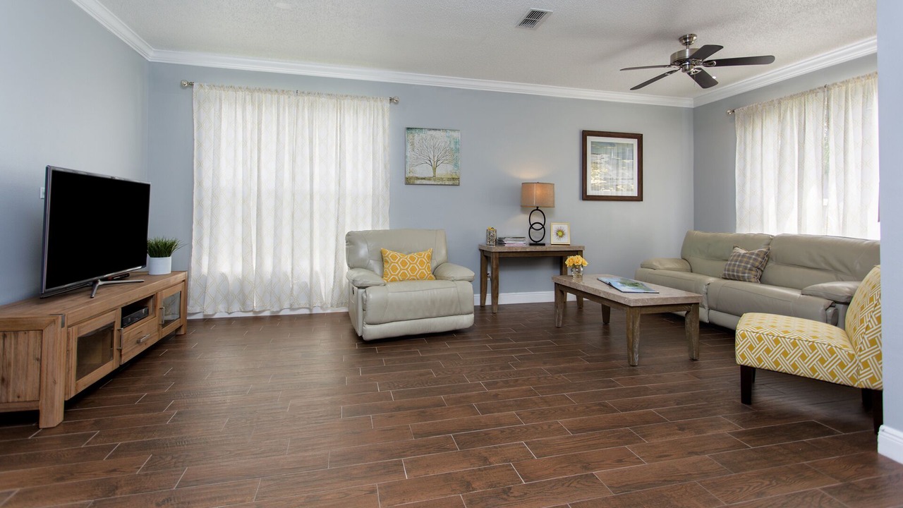 Photo of Livingroom in Esprit