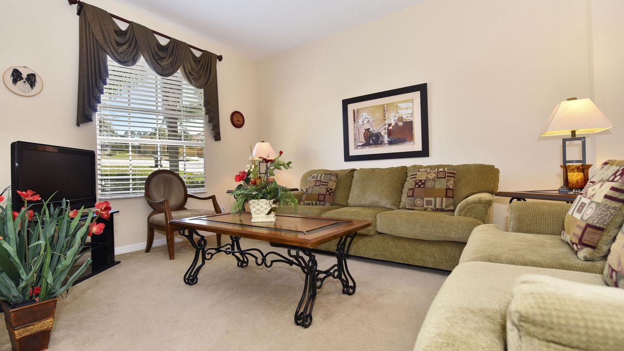 Photo of Livingroom in Watersong