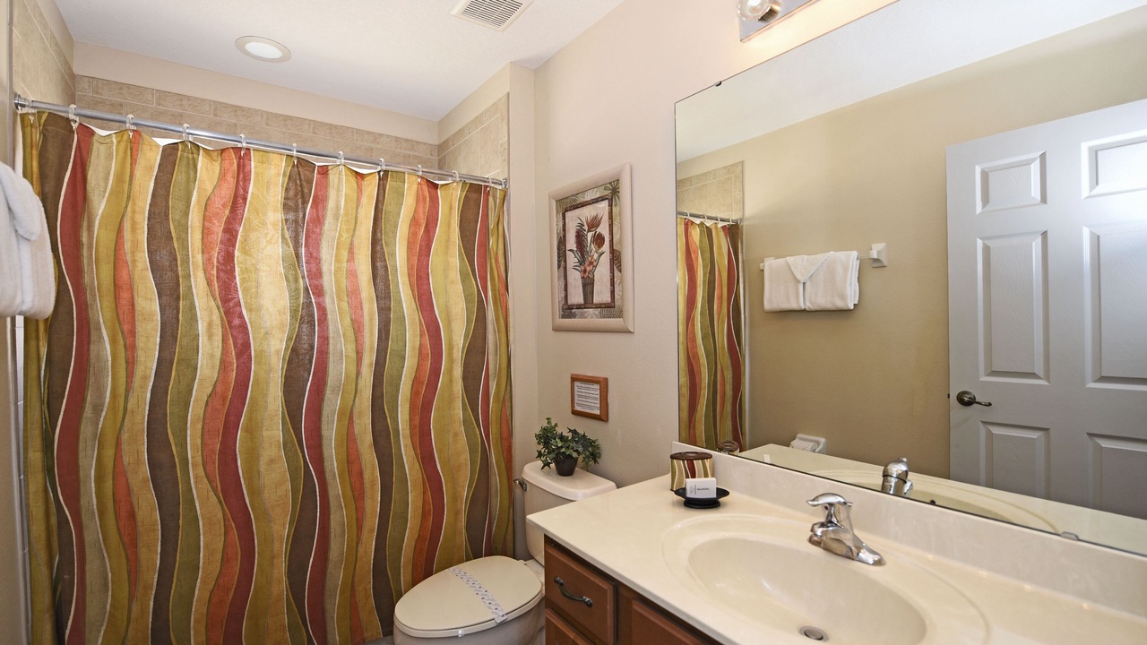 Photo of Bathroom in Watersong