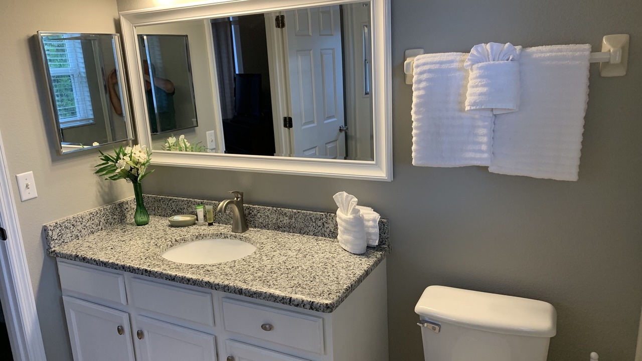 Photo of Bathroom in Esprit