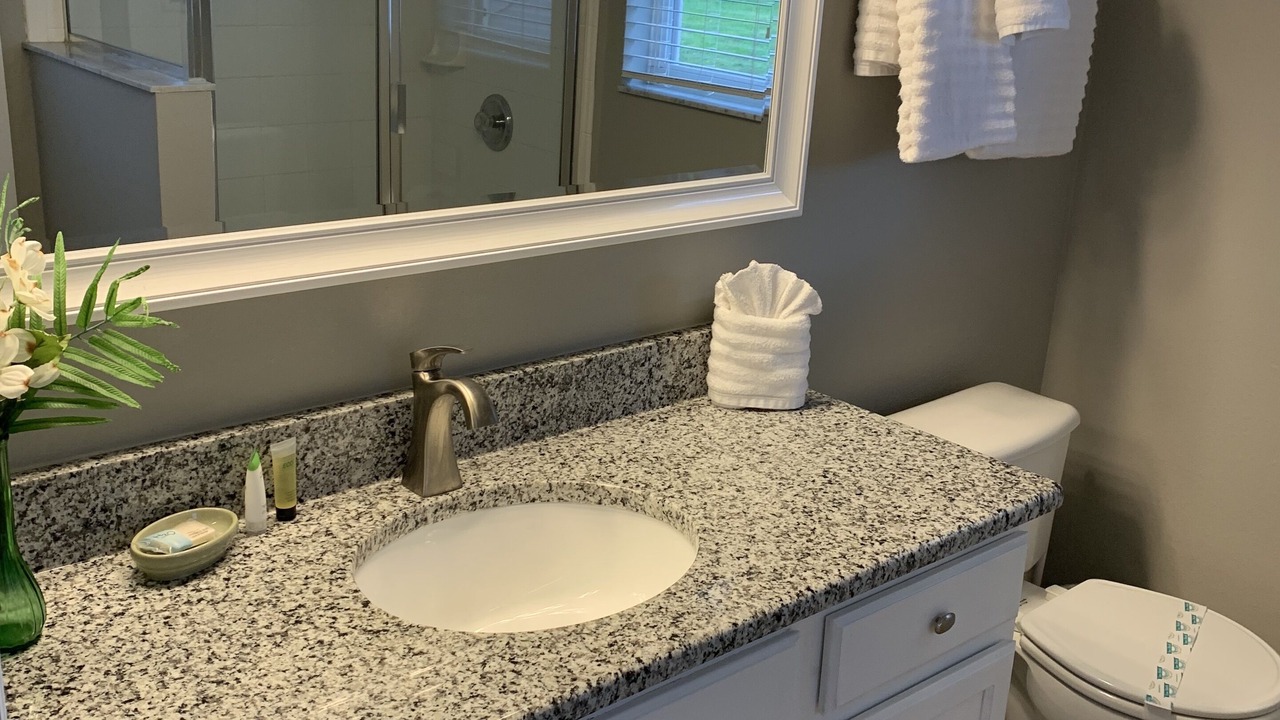Photo of Bathroom in Esprit