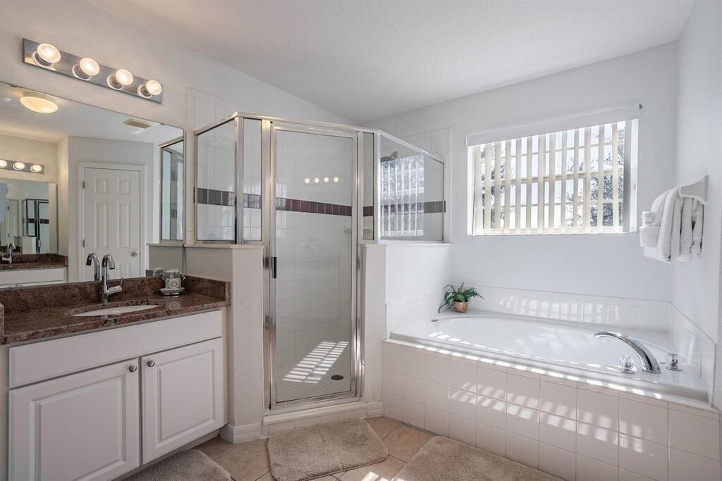 Photo of Bathroom in Highgate Park