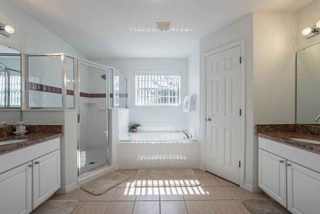 Photo of Bathroom in Highgate Park