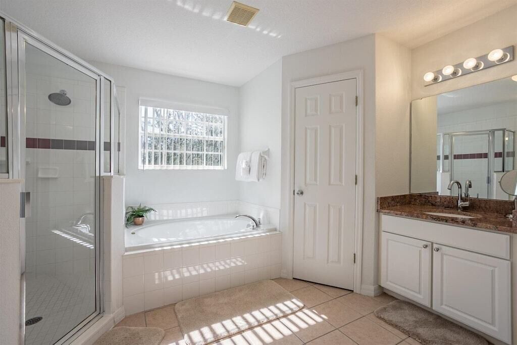 Photo of Bathroom in Highgate Park