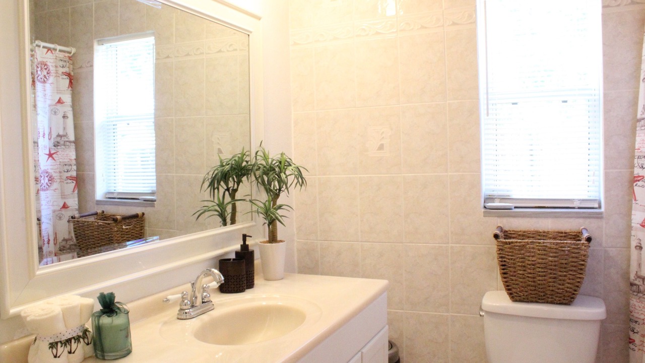 Photo of Bathroom in Sarasota Springs