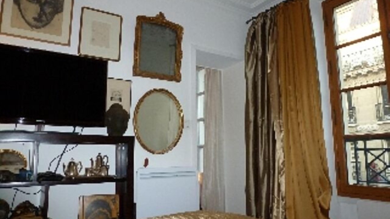 Photo of Bedroom in Notre-Dame-des-Champs