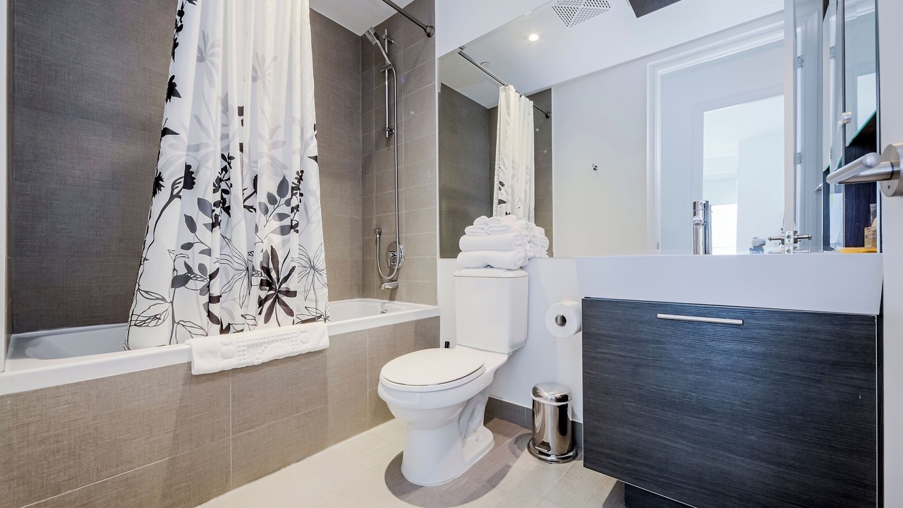 Photo of Bathroom in Bloor-Yorkville