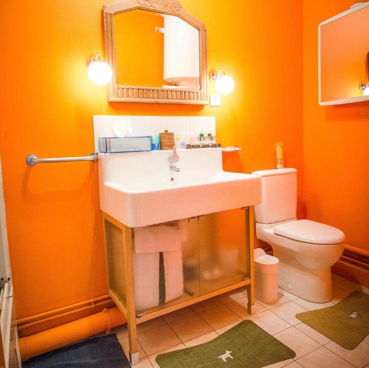 Photo of Bathroom in Clignancourt