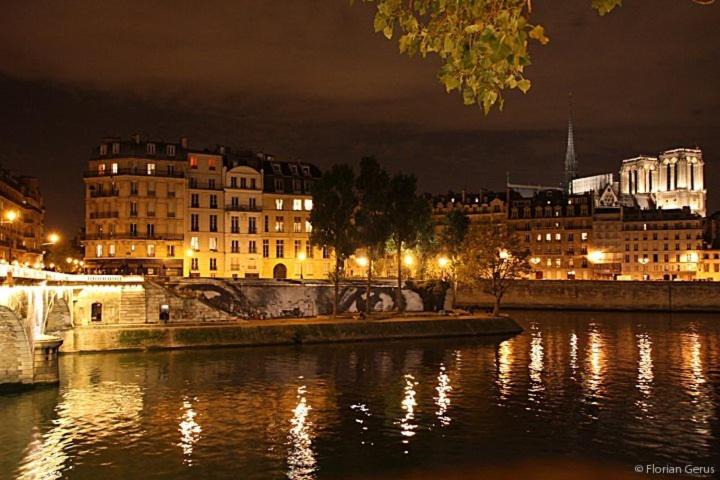 Photo of Buildings in Les Iles