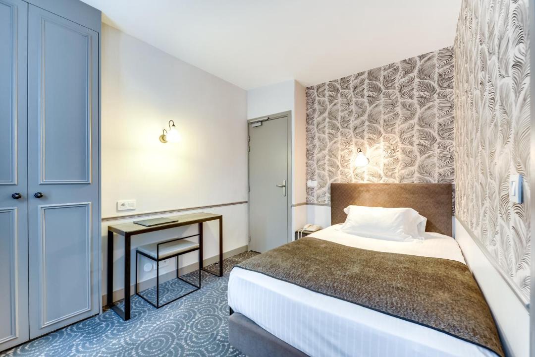 Photo of Bedroom in Passy