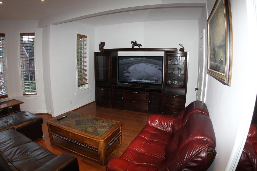 Photo of Livingroom in Cabbagetown