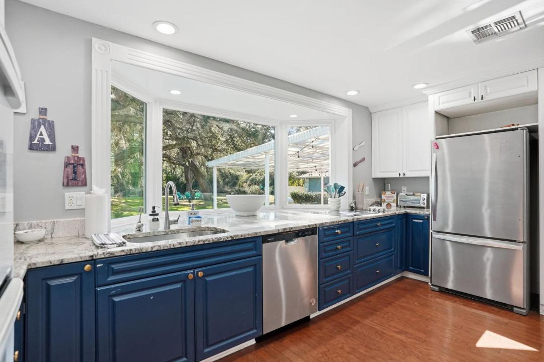Photo of Kitchen in Dade City