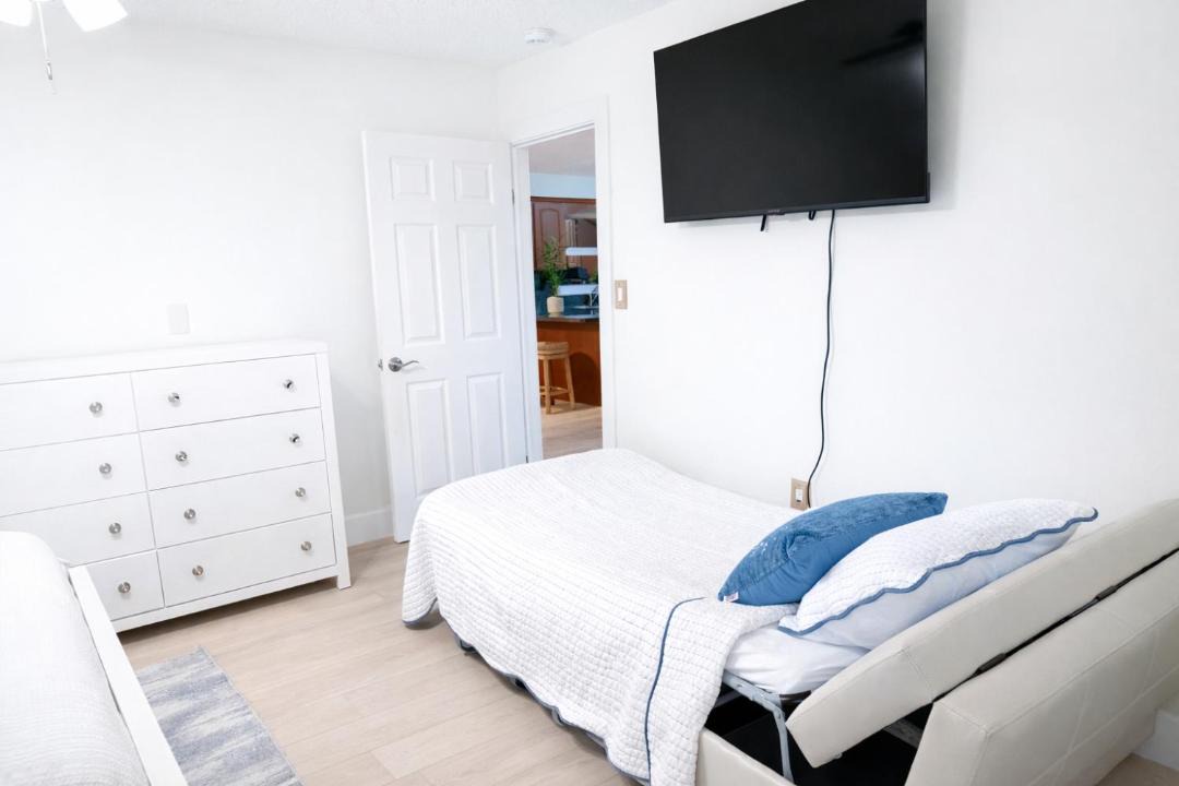 Photo of Bedroom in Tamiami