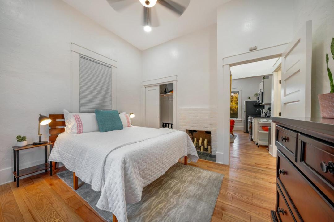 Photo of Bedroom in Iron Horse Historic District