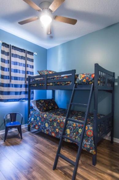 Photo of Bedroom in Crestwynd Bay