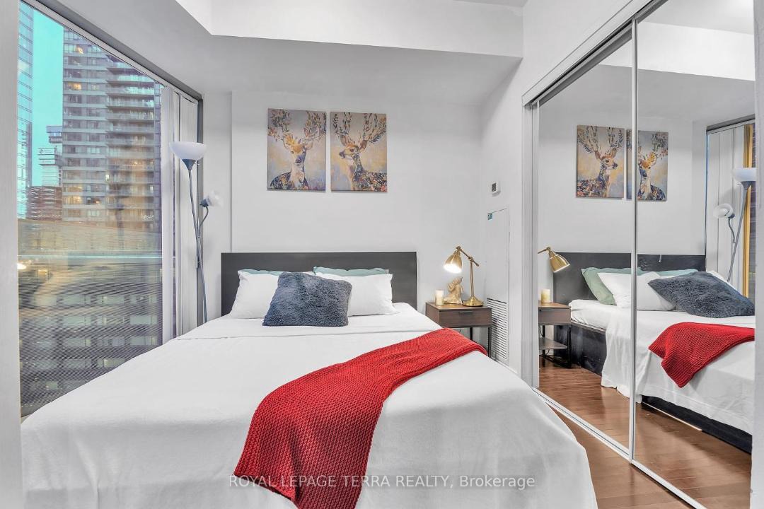 Photo of Bedroom in Toronto Entertainment District