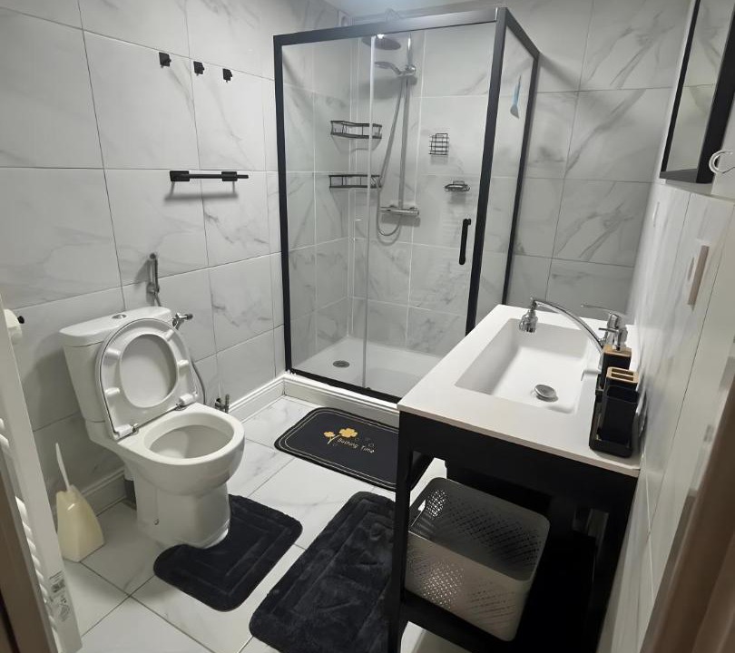 Photo of Bathroom in Malakoff