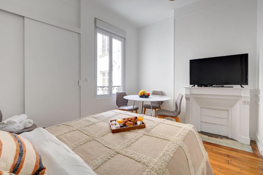 Photo of Bedroom in Sorbonne