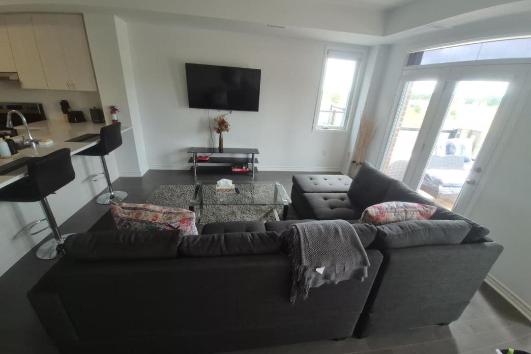 Photo of Livingroom in Milton