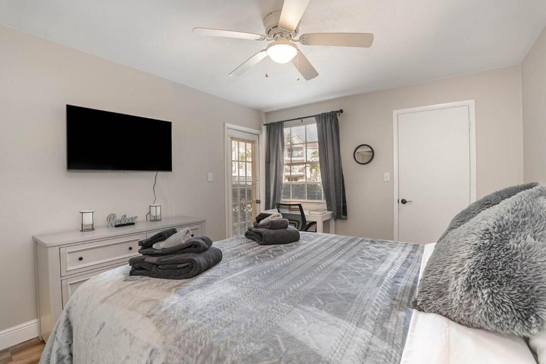 Photo of Bedroom in Ocean Side Village