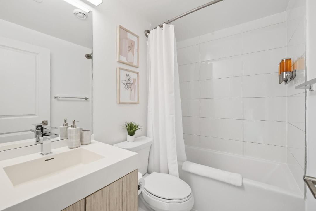 Photo of Bathroom in Garden District