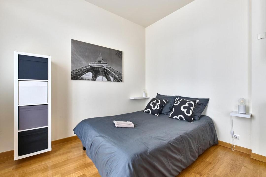 Photo of Bedroom in Parc-de-Montsouris