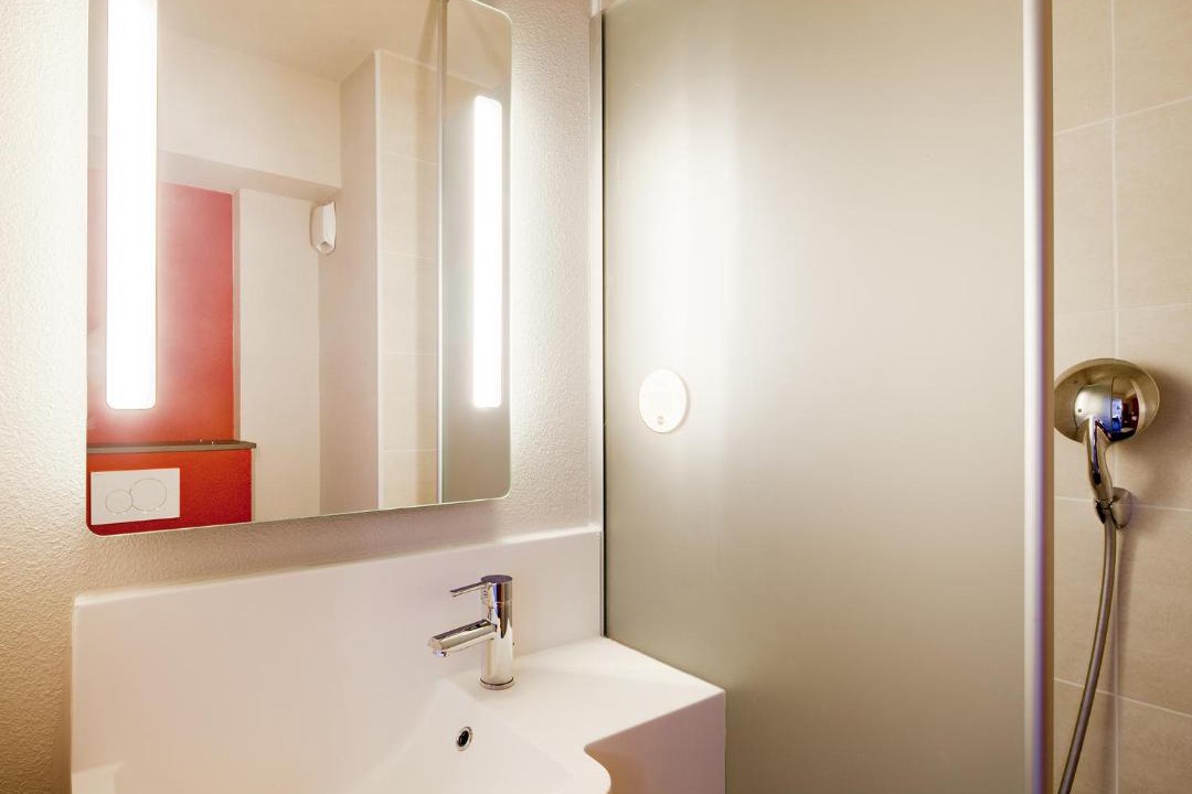 Photo of Bathroom in Bobigny