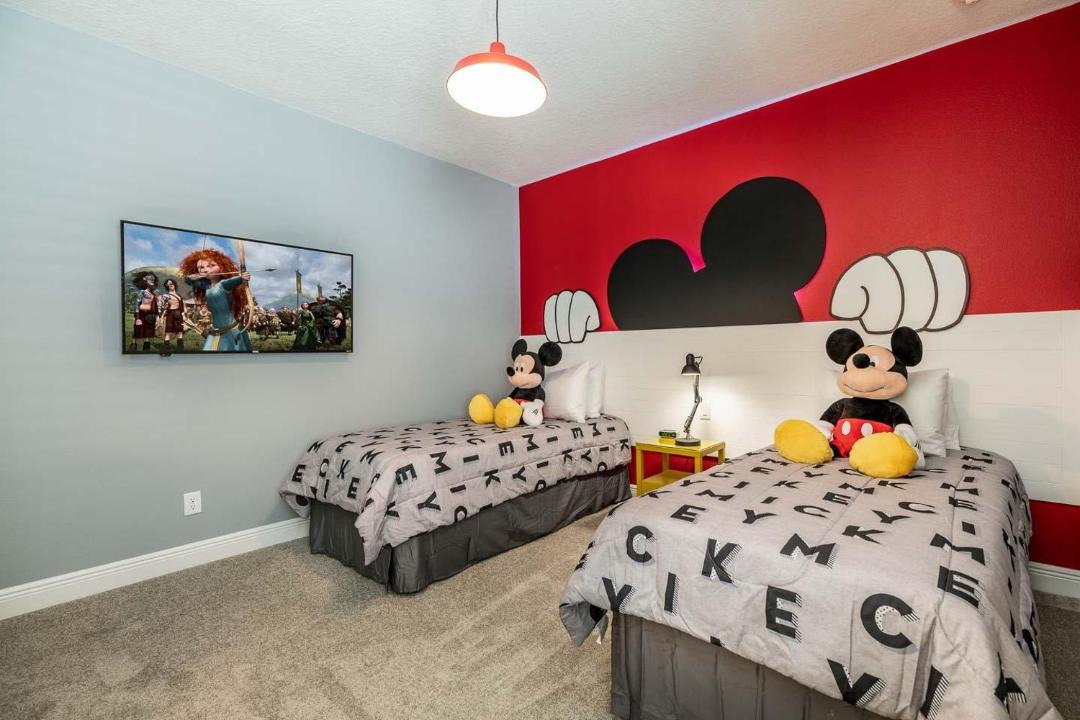 Photo of Bedroom in Bay Lake