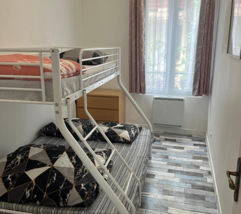 Photo of Bedroom in Drancy