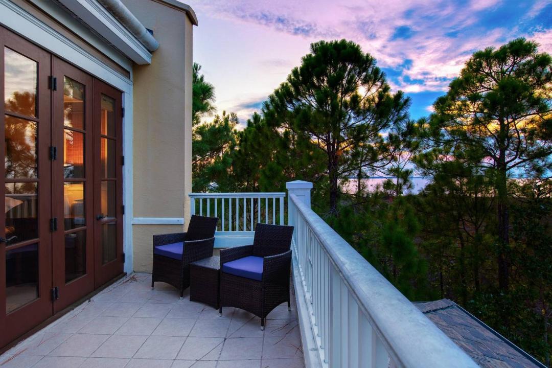 Photo of Patio Balcony in Baytowne Wharf