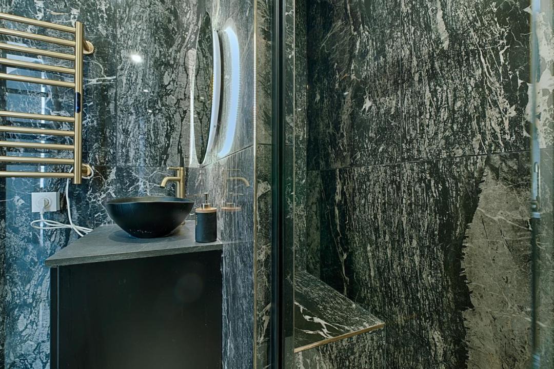 Photo of Bathroom in Villeneuve-Saint-Georges