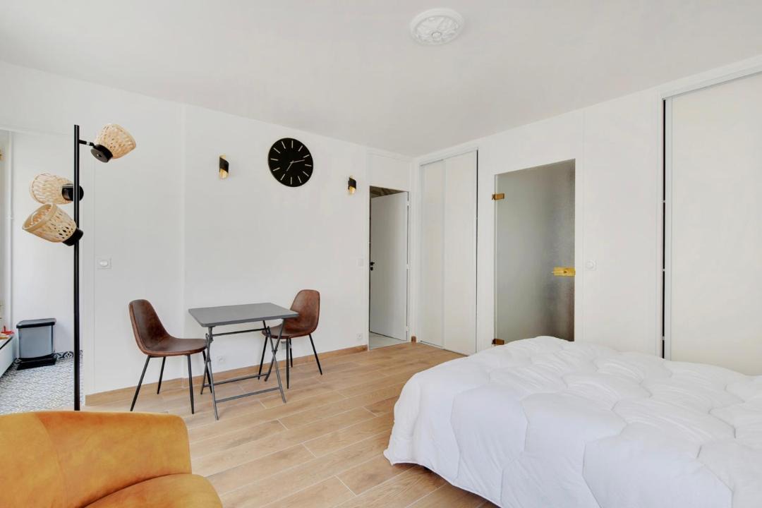 Photo of Bedroom in 5th Arrondissement